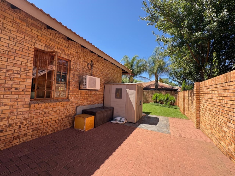 4 Bedroom Property for Sale in Hillcrest Northern Cape